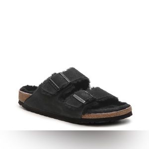 Birkenstock Arizona Shearling Slide Sandal - Black! Size 6!